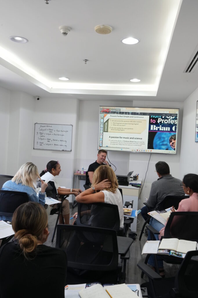 Native Teachers in Dubai