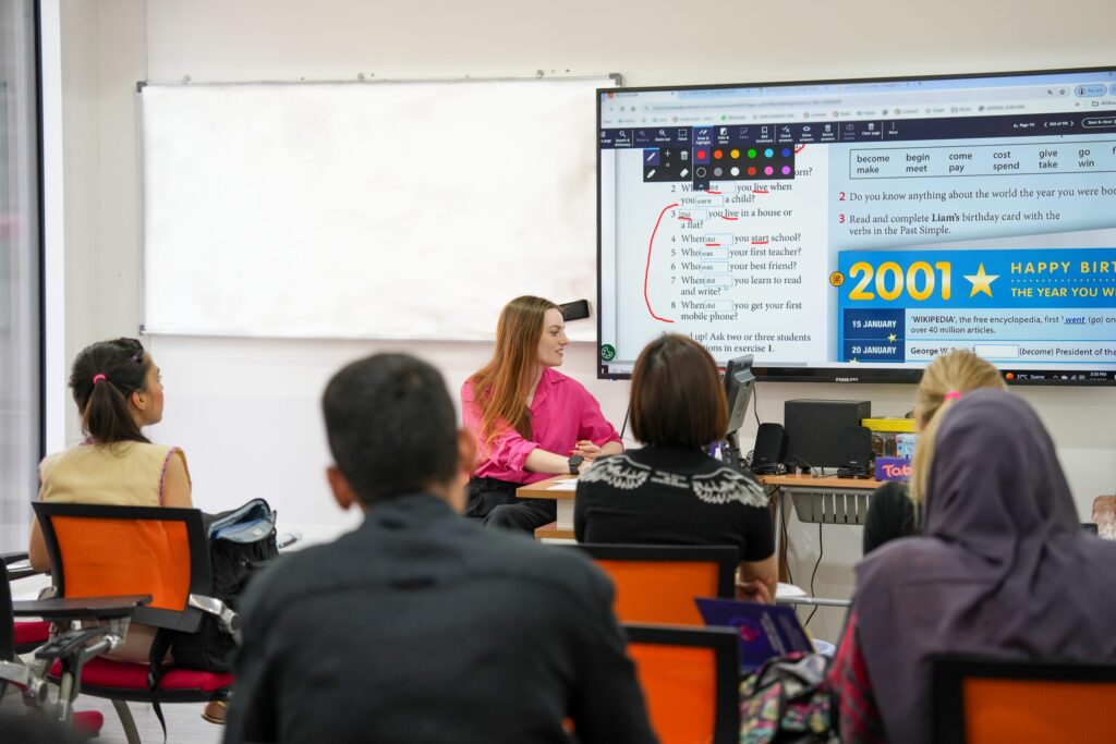 Business English for Corporations: Improve Your Team’s Communication Skills